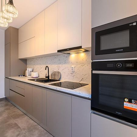 Rentforcomfort Dynamic Apartment Брашов Экстерьер фото