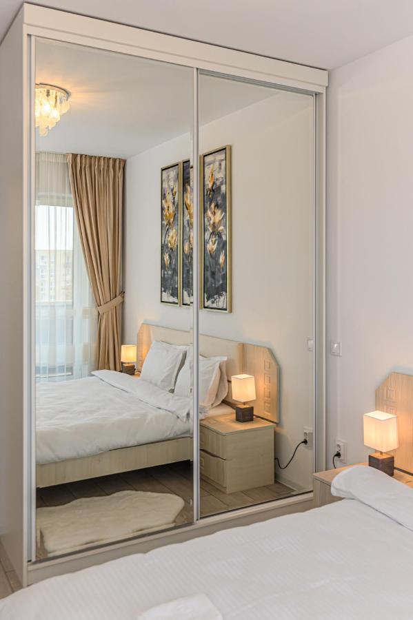 Rentforcomfort Dynamic Apartment Брашов Экстерьер фото