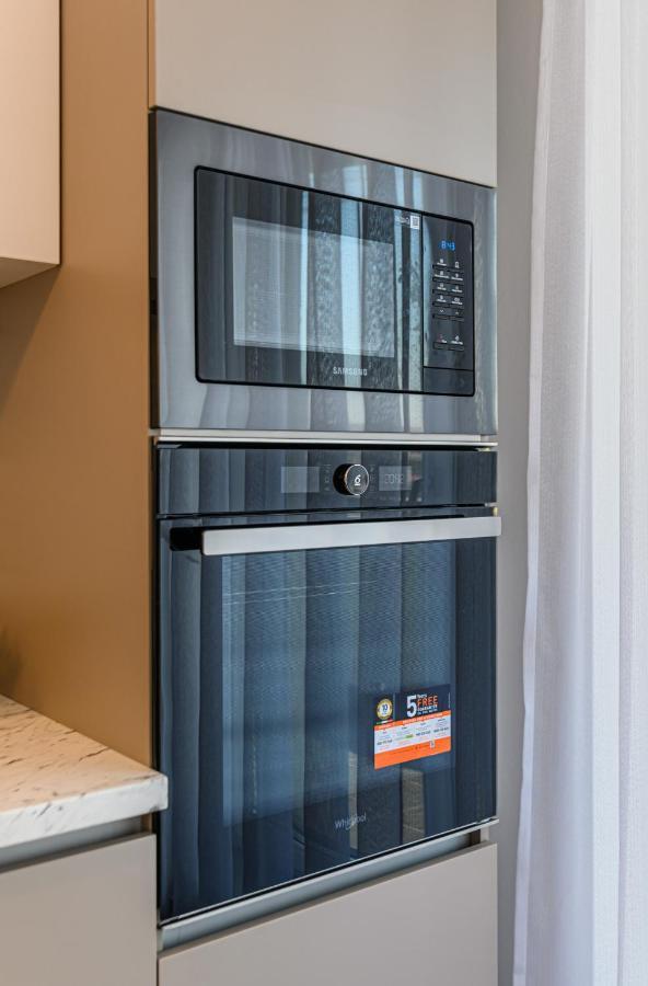 Rentforcomfort Dynamic Apartment Брашов Экстерьер фото
