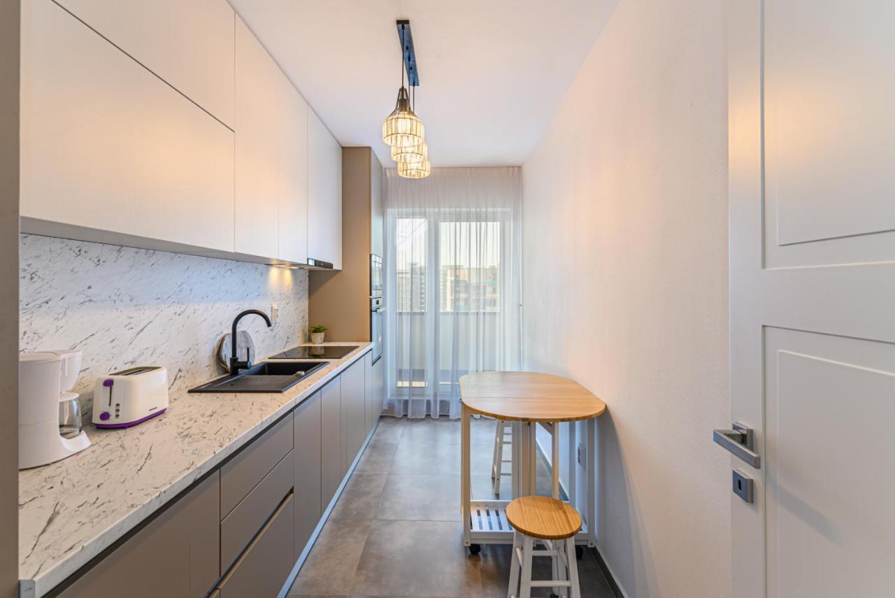 Rentforcomfort Dynamic Apartment Брашов Экстерьер фото